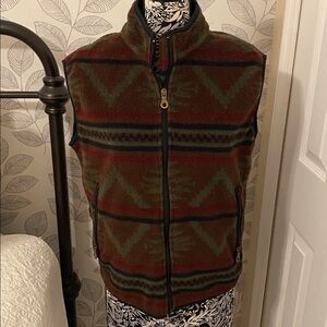 Men’s vintage 90’s Aztec print vest by Woolrich